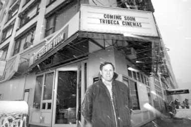 De Niro buys