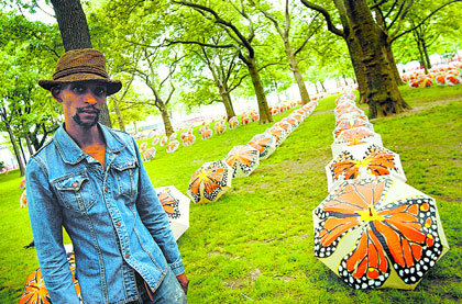 Battery Park umbrellas spark visitor