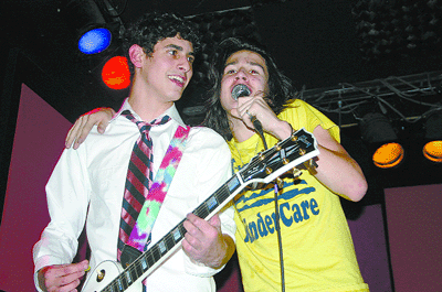 adam-2004-12-16_z