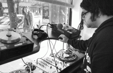 radio-2004-12-21_z