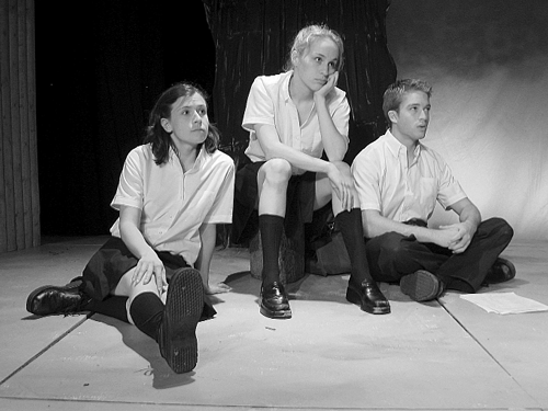 theater-2005-06-02_z