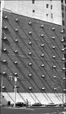 wall-2007-05-03_z