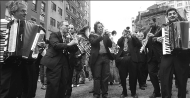 Klezmer convention blows into town on Eldridge St. 1 klezmer-2007-10-23_z