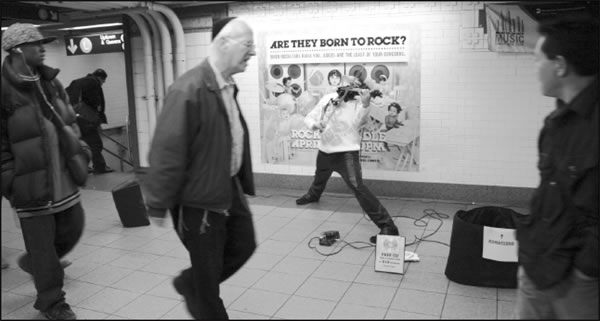 ‘Born to rock’ the subway, and hopefully beyond 1 rock-2008-04-29_z