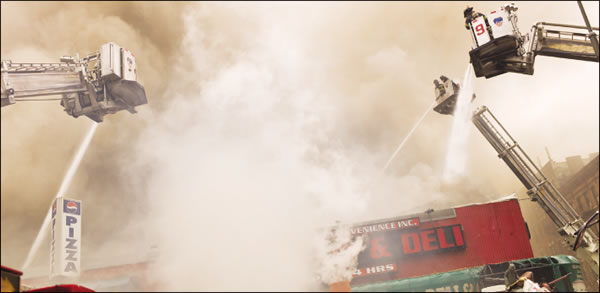 Raging fire roars through retail strip on 14th St. 1 fire1-2009-06-01_z