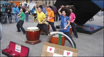 Drumming up help for Japan 1 drummingjapan-2011-03-30_z