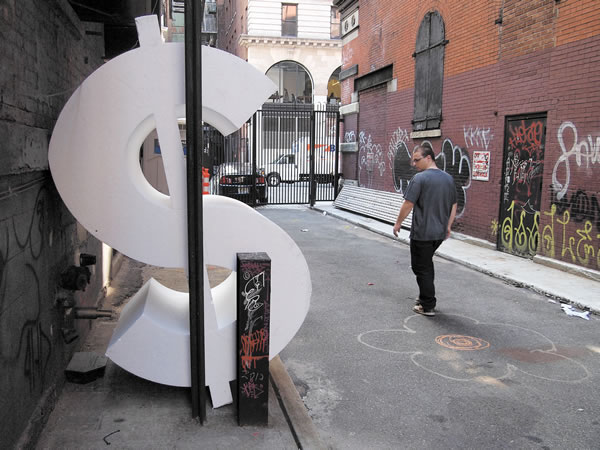 Money Shot 1 dollar-2011-08-03_z
