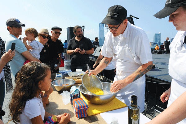 DSC_7249BPCBlockPartyCookingDemoInattesoChefAAA