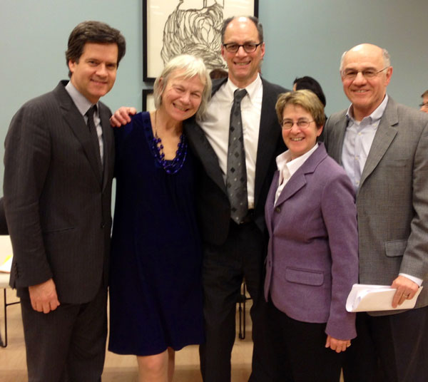 district-leader-race,-photo