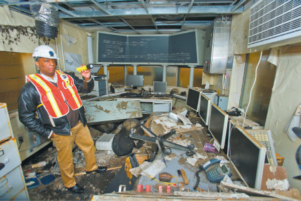 Wynton Habersham, chief electrical officer for the M.T.A.’s New York City Transit’s subway system, offered a look at the South Ferry station Jan. 17.