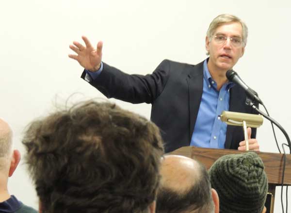 Solar-Powered Microgrids Touted, at Climate Change Forum 2 Photo by Donathan Salkaln The NRDC’s Daniel Lashof fields questions and suggests solutions, at the Chelsea Reform Democratic Club’s “Climate Change is Now” forum.