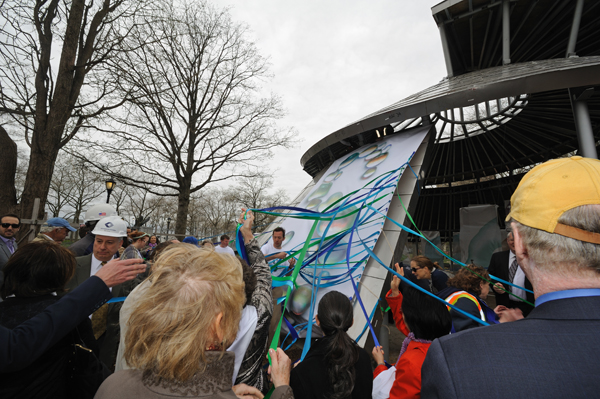 Battery Park’s fish carousel tops off as storm repairs continue 1 Batter Park's high-tech SeaCarousel, which is opening in the fall, was topped off April 18. Downtown Express photo by Terese Loeb Kreuzer