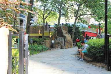 Delury-Square-Park