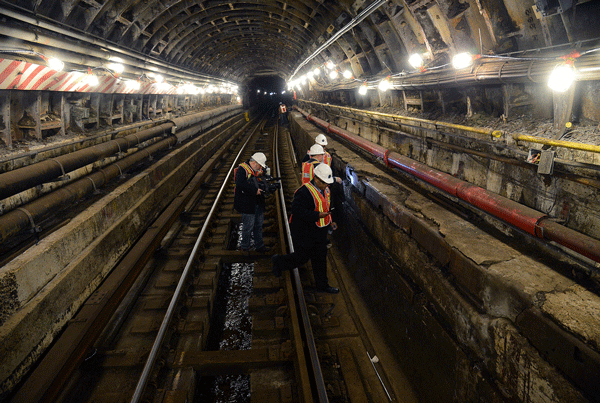 Sandy to shut down R train’s Brooklyn link again 1 Image courtesy of M.T.A. New York / Marc A. Hermann M.T.A. staff surveyed the damage to the Montague Tubes on April 15, 2013.