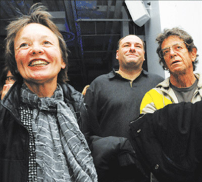 James Gandolfini, center, flanked by Laurie Anderson and Lou Reed, were among the celebrities at a March 2009 fundraiser to oppose the city’s three-district Sanitation garage in Hudson Square.