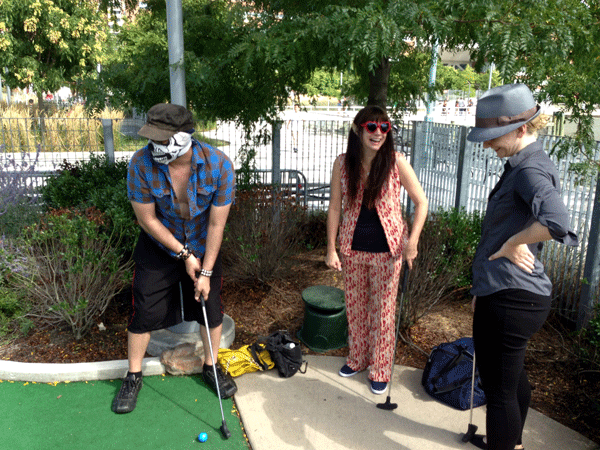 Aug22V_Jen_Golf