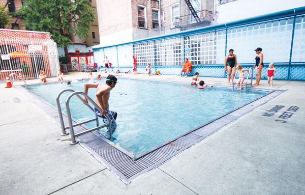 mini-pool,-photo–copy