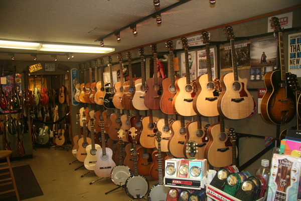 Photo by Michael Lydon Take it from the owner: Matt Uminov Guitars is oldest guitar shop “in the world!”