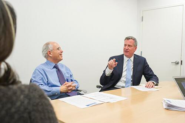 Anthony Shorris, who will be first deputy mayor, with Mayor-elect De Blasio.