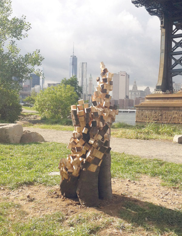 A sculpture of Anthony Heniz May’s in Brooklyn Bridge Park.