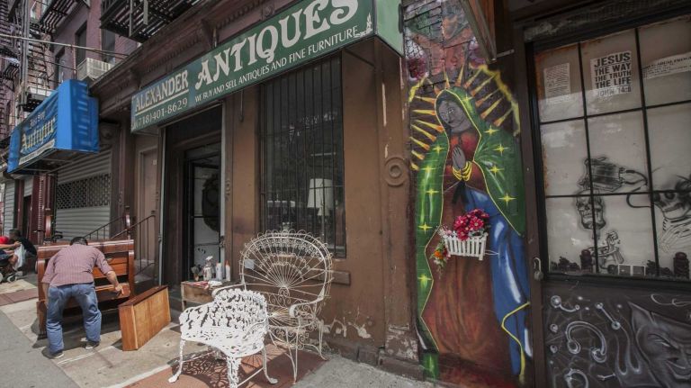 Mural on Alexander Ave.