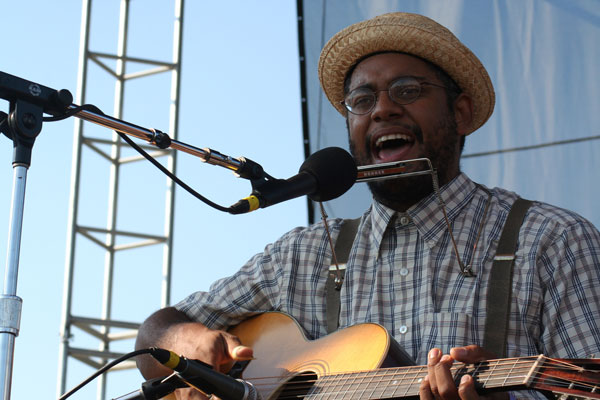 Dom Flemons (pictured) and Eli “Paperboy” Reed make their debut as a live duet, on March 6.  COURTESY OF GREENWICH HOUSE MUSIC SCHOOL
