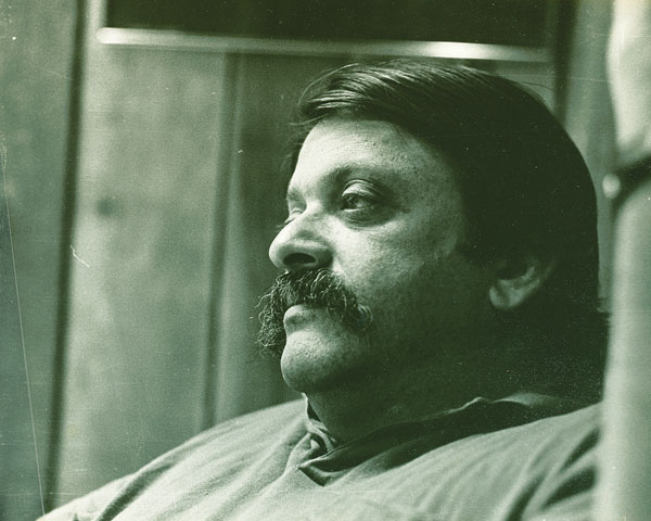 Arnold Warwick, 82, real estate broker, ‘Mayor of Commerce St.’ 1 Arnold Warwick.