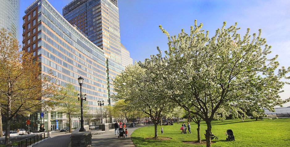 The Riverhouse condo is one of the Battery Park City buildings that has joined the B.P.C. Homeowners Coalition.