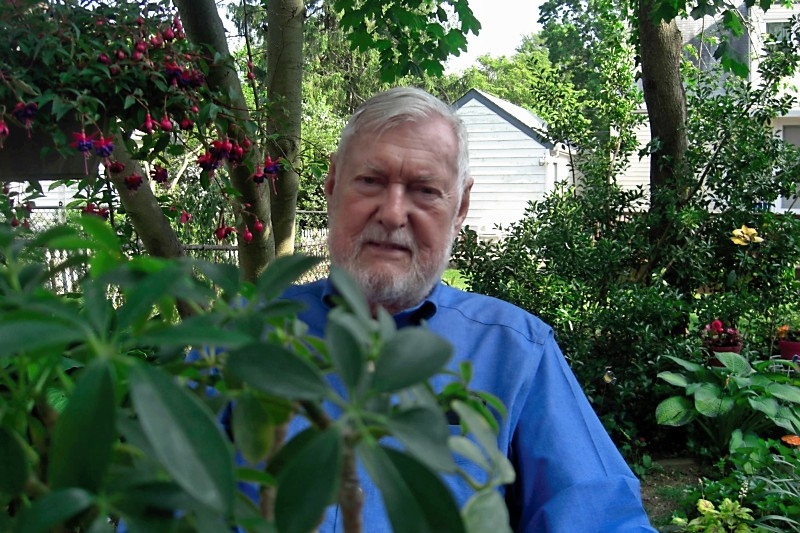 MCGAR-THAD-4833853_4833853_AuthorPhoto