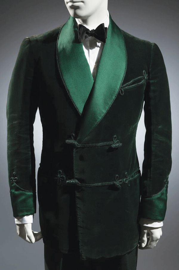 Defining Class, After the Market Crashed 2 This Gardner and Wooley LTD velvet and satin smoking jacket (1936, London) is from the collection of Alan Bennett, Davies and Son. Courtesy of The Museum at FIT