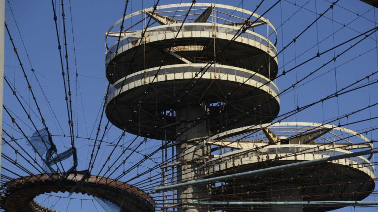 World's Fair 50th anniversary brings renewed push for Pavilion restoration 2 The New York State Pavilion was designed by architect Philip Johnson and was constructed for the 1964-1965 World's Fair in Flushing Meadows-Corona Park.
