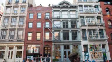 amNY airbnb CROPPED