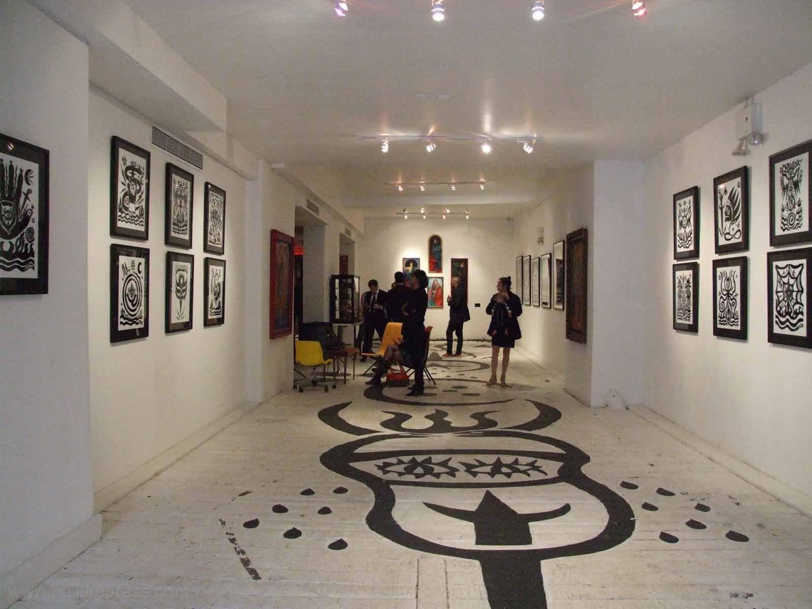 Patterson painted the floors with his art for show.
