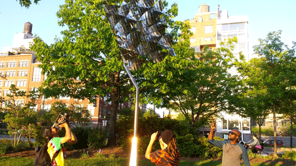 New public-art sculptures in Hudson River Park near Charles St. seem to be getting a positive reception. While air — as in megabucks air rights — is very controversial right now, wind — which spins the new mobiles — is still, well, as free as the wind.   Photo by The Villager