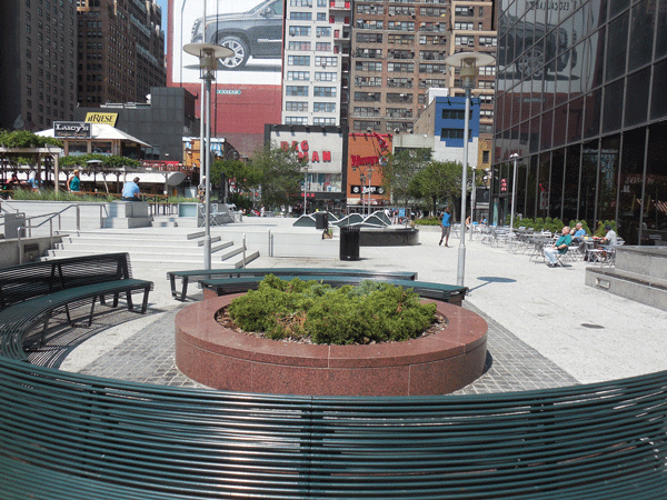 Secret Parks of Chelsea 6 One Penn Plaza Park (south side of 34th St., off of Eighth Ave.) is a model POPS. Its companion site, One Penn Plaza Park East (closer to Seventh Ave.) is currently fenced off for renovation work.