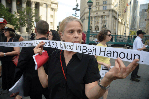 Anti-Israeli protesters come Downtown 1 Downtown Express photos by Jefferson Siegel