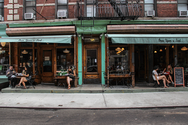 Once Upon a Tart actually includes two storefronts, one on either side of the residential building’s entrance.