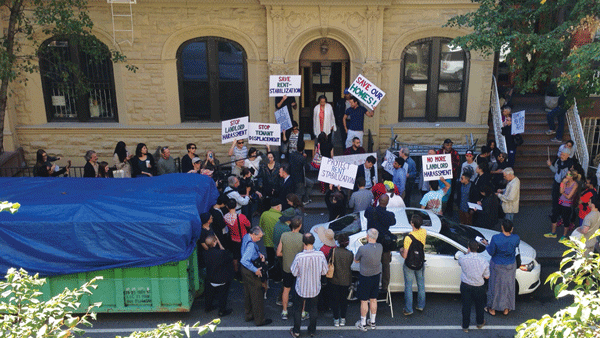 Rally Protests ‘Unconscionable Harassment’ of 21st St. Tenants 1 Photo by Pamela Wolff Over two dozen supporters lent their voices a Sept. 14 rally meant to protest Slate Property Group’s shameful treatment of longtime Chelsea tenants.