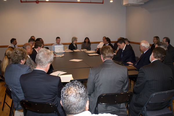Idling NJT Buses Moved from 10th Ave to Lincoln Tunnel 2 Photo by Zach Williams CB4 met with representatives of NYPD, New Jersey Transit, DOT, the Port Authority and private bus carriers at a private meeting held on Sept. 16.