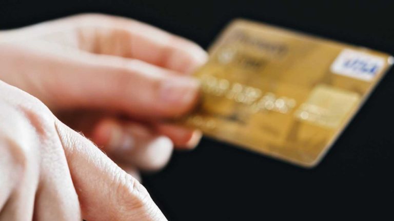 Protect yourself from identity theft and fraud.