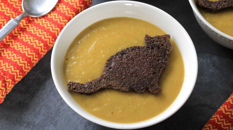 3 simple Halloween recipes 2 Simple yellow split pea soup garnished with a cat-shaped pumpernickel crouton is perfectly spooky for Halloween.