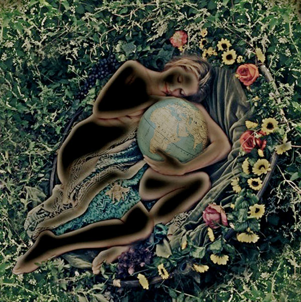 Re-imagining Tarot, from 0 to XXI 1 “The World.” COURTESY OF THE ARTIST & ROBIN RICE GALLERY