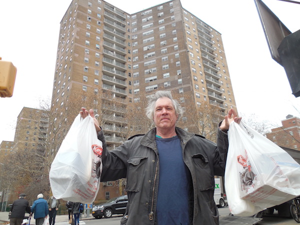 Mendez is not sold on Chin’s 10-cent ‘tax’ on single-use bags 1 Dennis Phandular said a 10-cent fee for plastic and paper bags is “silly,” and that merchants should instead just ask if shoppers want a bag. Photo by Gerard Flynn