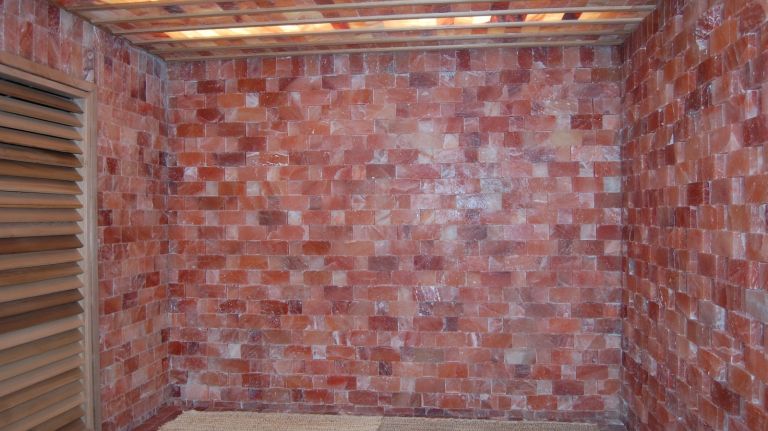 Premier 57 by Spa Castle features tubs, pools, saunas and a swim-up bar 46 The salt promotes skin exfoliation and invigorates the metabolism.