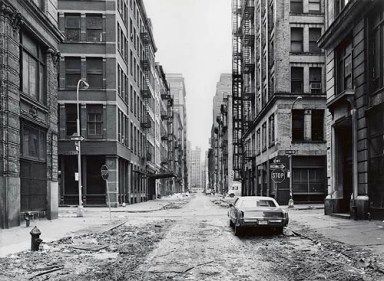 1978-crosby-street-spring-street-new-york-photo-by-thomas-struth