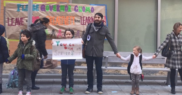 Students and parents outside Spruce Street School to rally against Gov. Cuomo's proposed education changes. Photo courtesy of Spruce Street School P.T.A.