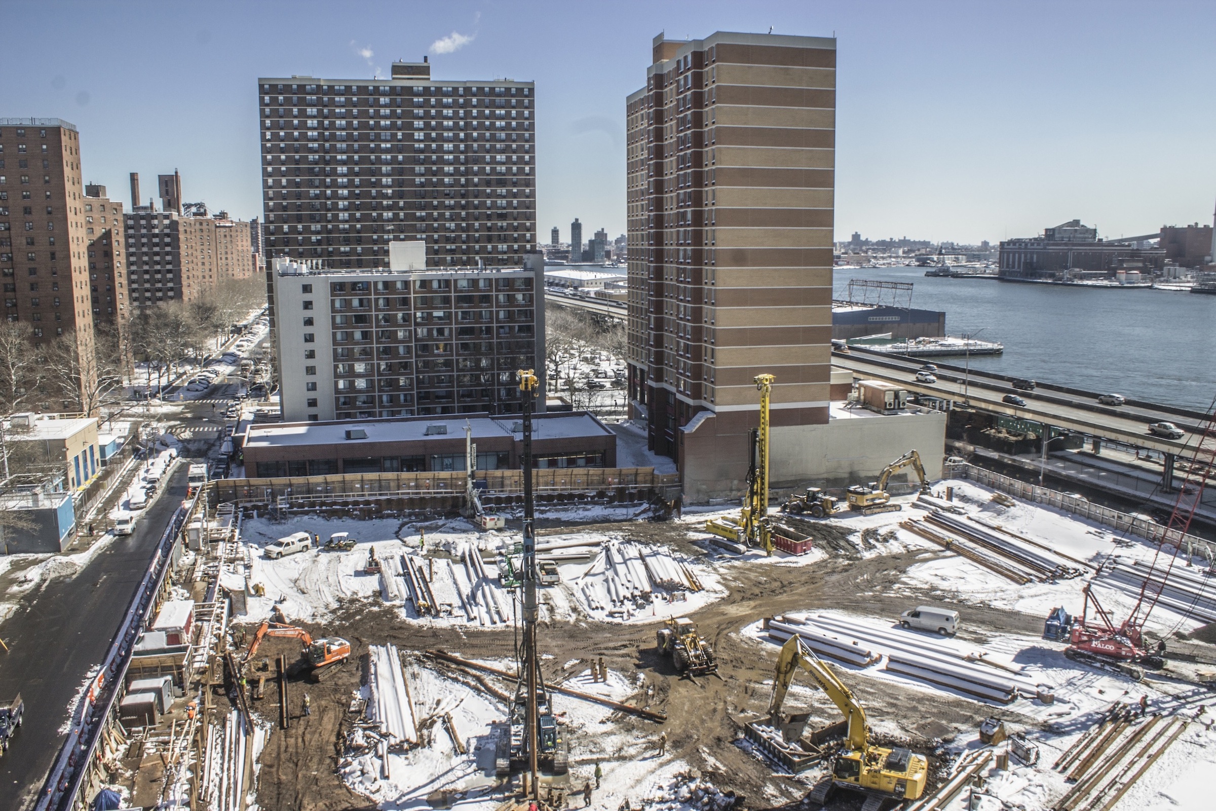 The 250 South St. construction site, viewed from the Manhattan Bridge.  Photo by Zach Williams