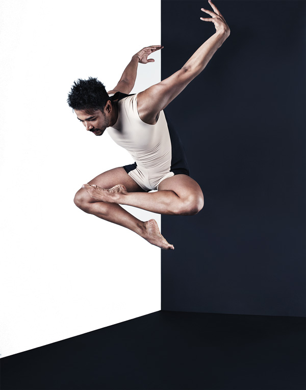 Just Do Art, Week of March 26, 2015 2 Gonna fly now: Stephen Petronio Company is at The Joyce Theater, April 7–12. Photo by Sarah Silver