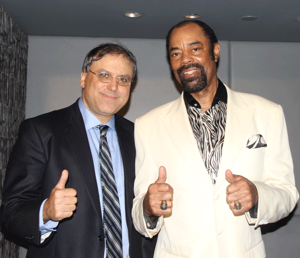 Movin’ and groovin’ for Sophie Gerson kids group 1 Alan Gerson, left, and Walt Frazier — a two-term city councilmember and two-time NBA champ, respectively — were stylin’, profilin’ and smilin’ at the Sophie Gerson Health Youth benefit. Photos by Tequila Minsky