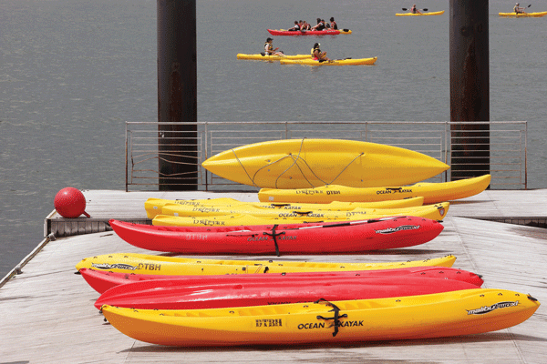 Downtown Express photos by Milo Hess The Downtown Boathouse opened its kayak program on Pier 26 last weekend.